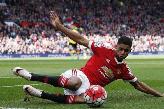 爱游戏中国-关于法甲倒计时，阿斯顿维拉清晨更衣室发声，细节引发关注，气氛紧张，训练强度明显提升的信息-爱游戏中国