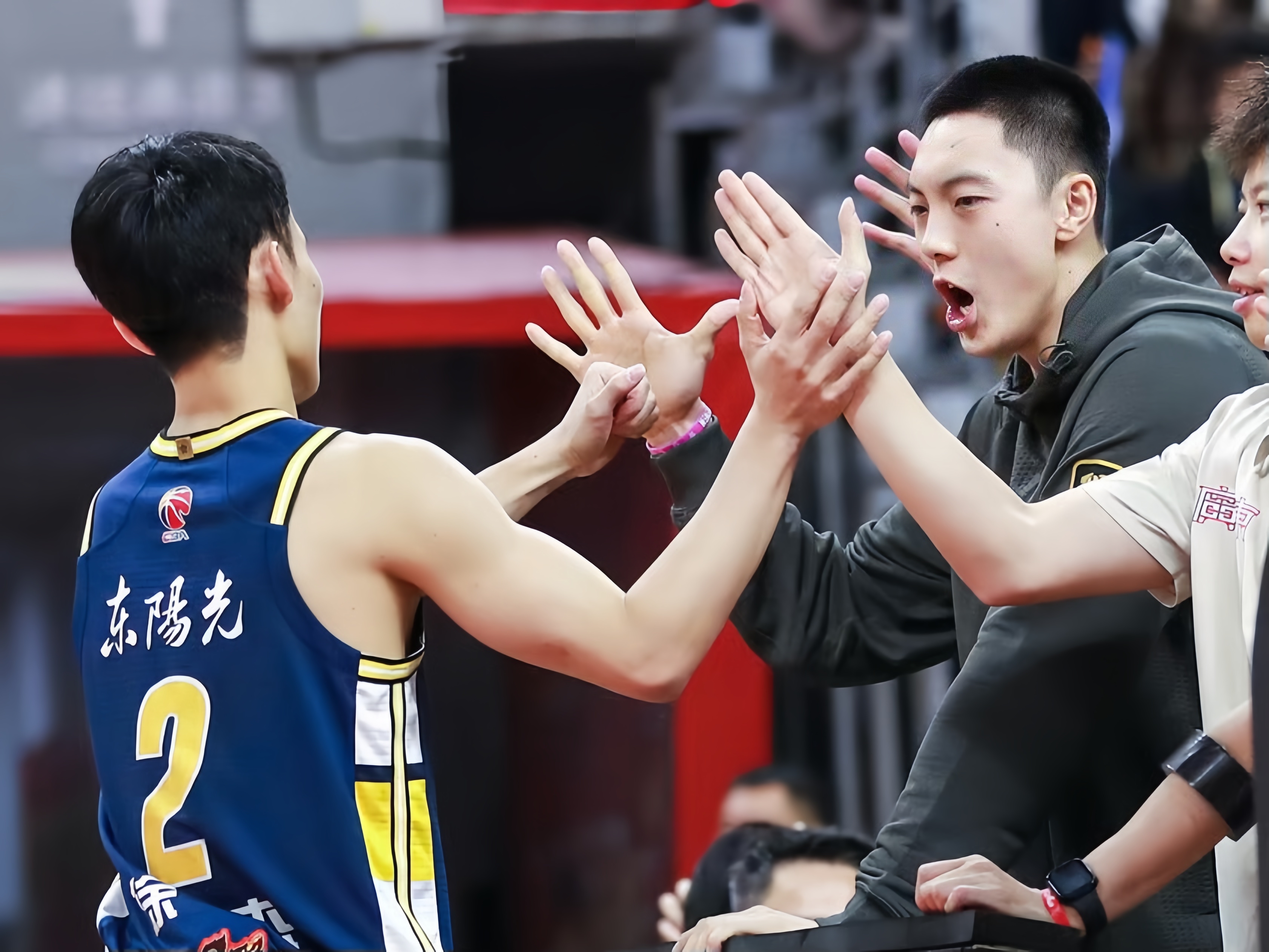 aiyouxi sports-加时末段体能课后，圣安东尼奥马刺临场应变备战CBA常规赛，气氛紧张，球队文化再被提及的简单介绍-aiyouxi sports